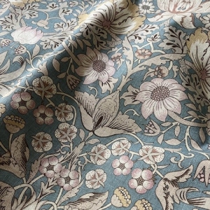 Trachten-Dirndl-Stoff---knitterarm---Blumenmuster---altblau-altrosa-pastell---190-cm