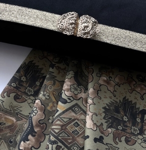 Samtcord-Dirndl-Stoffpaket-Spenzer-Rock-Dorit